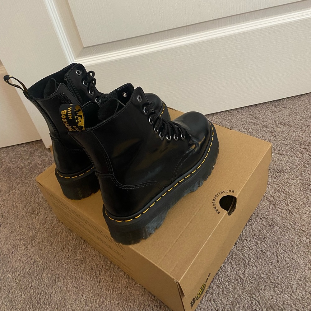 Dr.Martens (Jadon) size 5 mens
